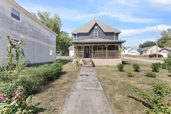 1003 S Fulton ST, Carthage, MO 64836