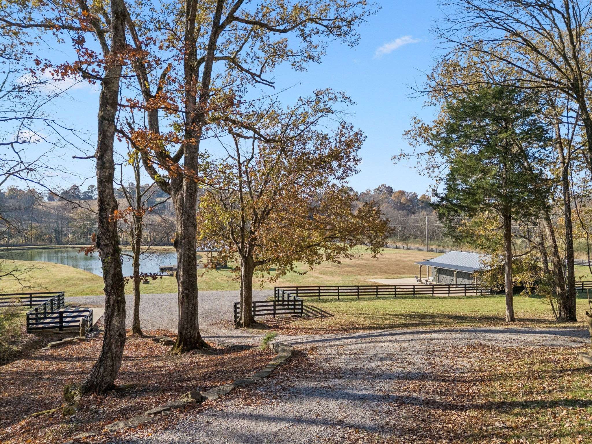 935 Leatherwood Creek Rd S, Pulaski, TN 38478