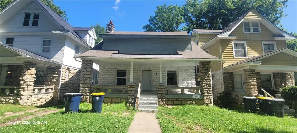 2950 Lockridge ST, Kansas City, MO 64128