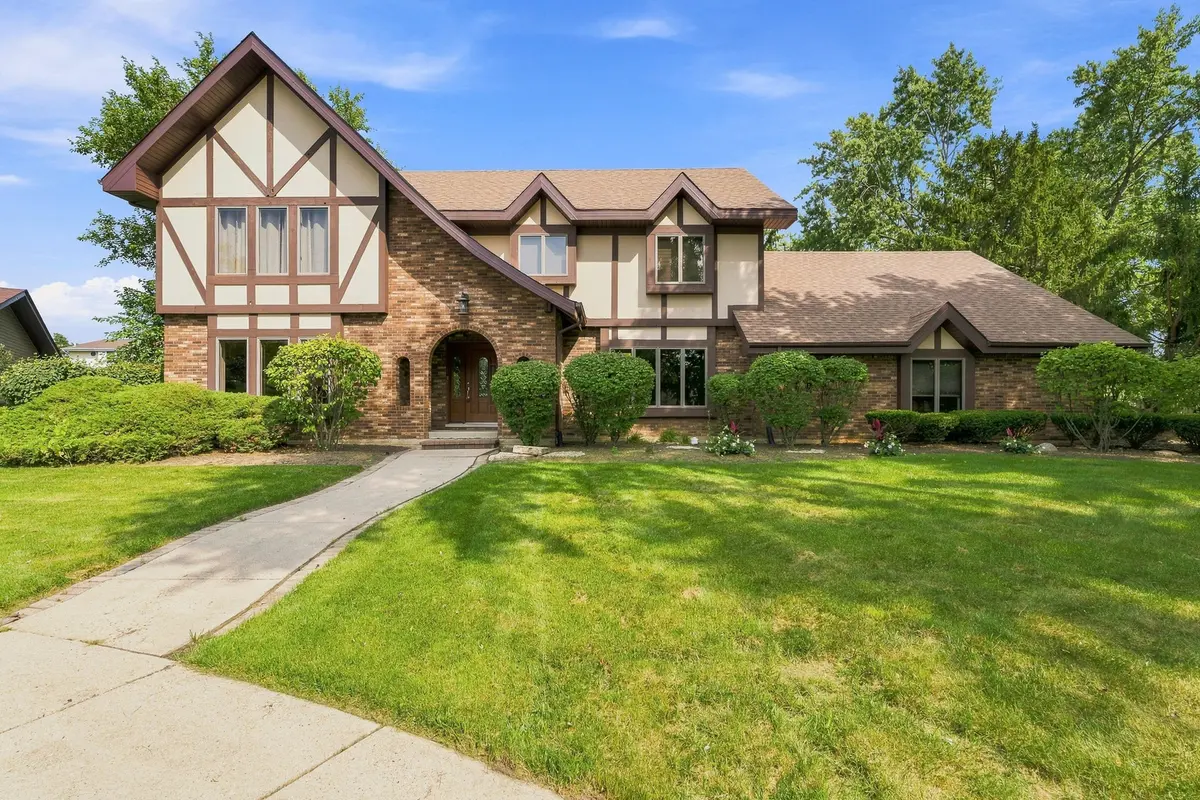 1234 Will DR, Lockport, IL 60441