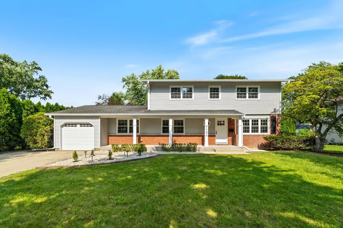 1134 E Paddock DR, Palatine, IL 60074