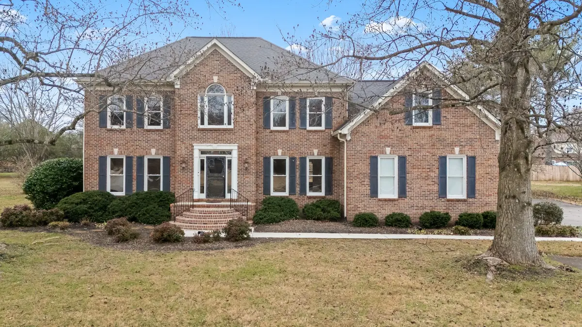 105 Kings Pl, Tullahoma, TN 37388