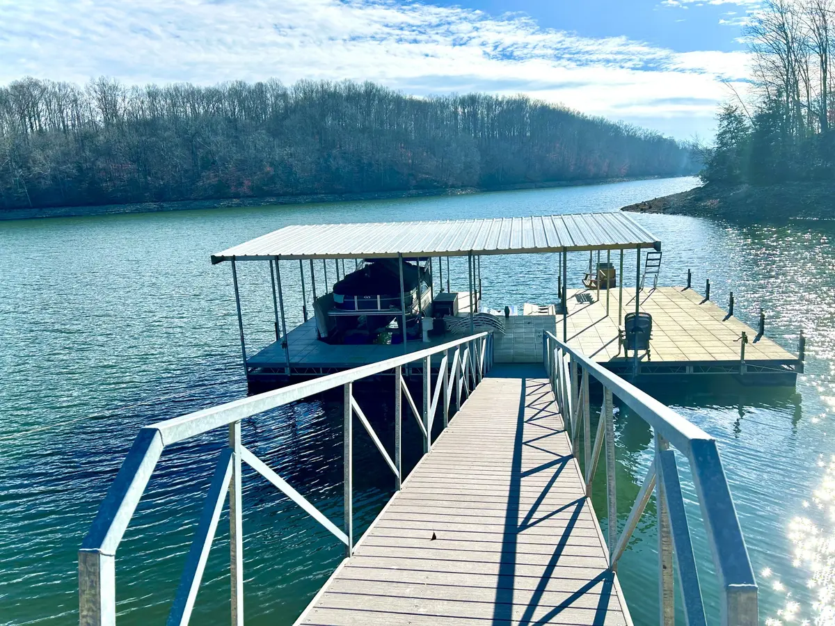 365 Coopers Cv, Lynchburg, TN 37352