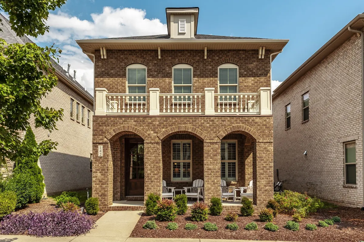 142 Benjamin Ln, Hendersonville, TN 37075