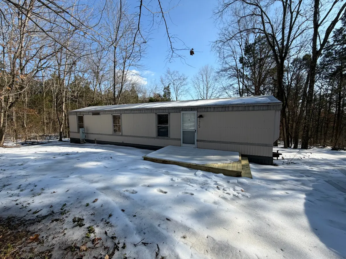 775 Slim Island Rd, Bowling Green, KY 42101