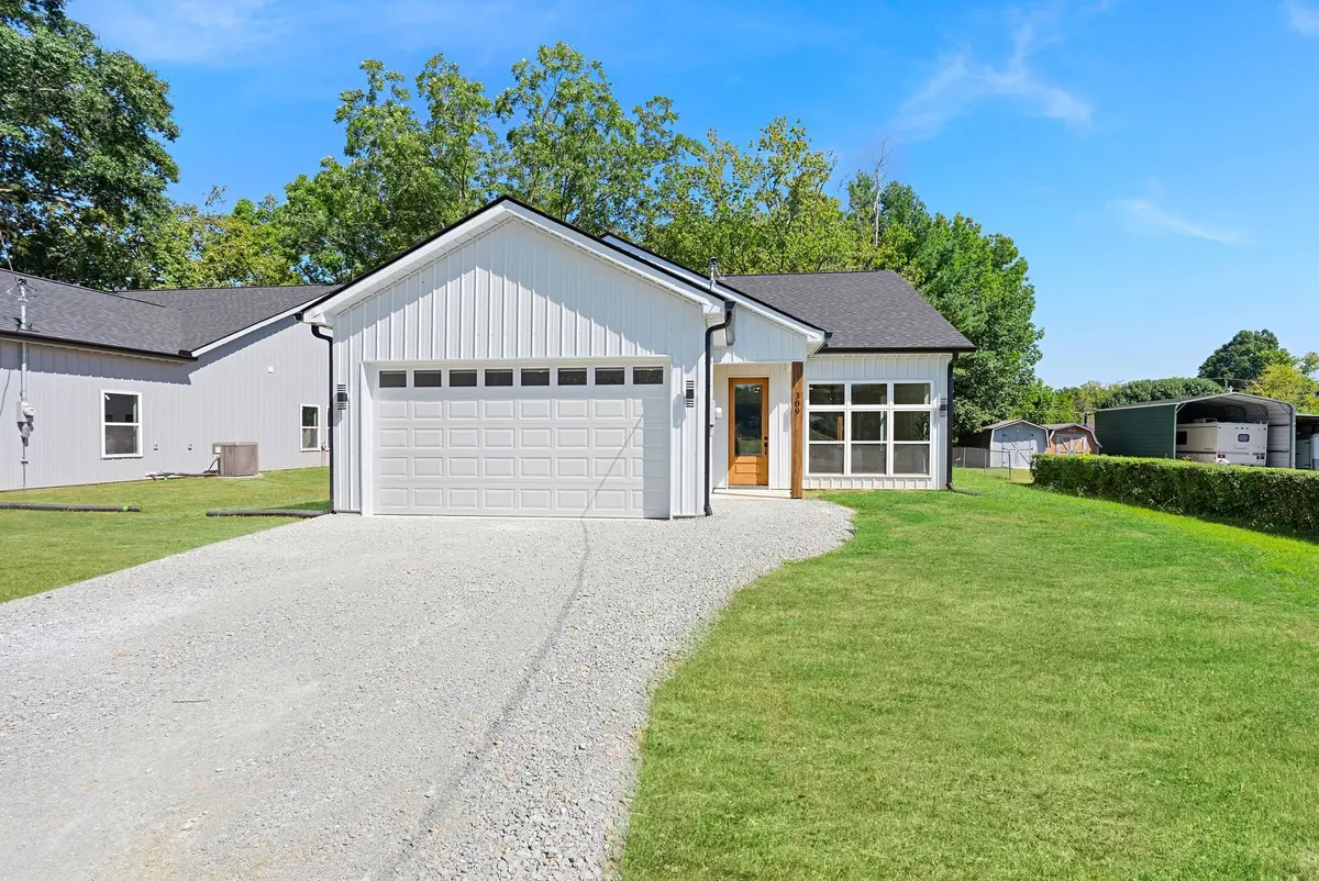 309 Linden #W, Hohenwald, TN 38462