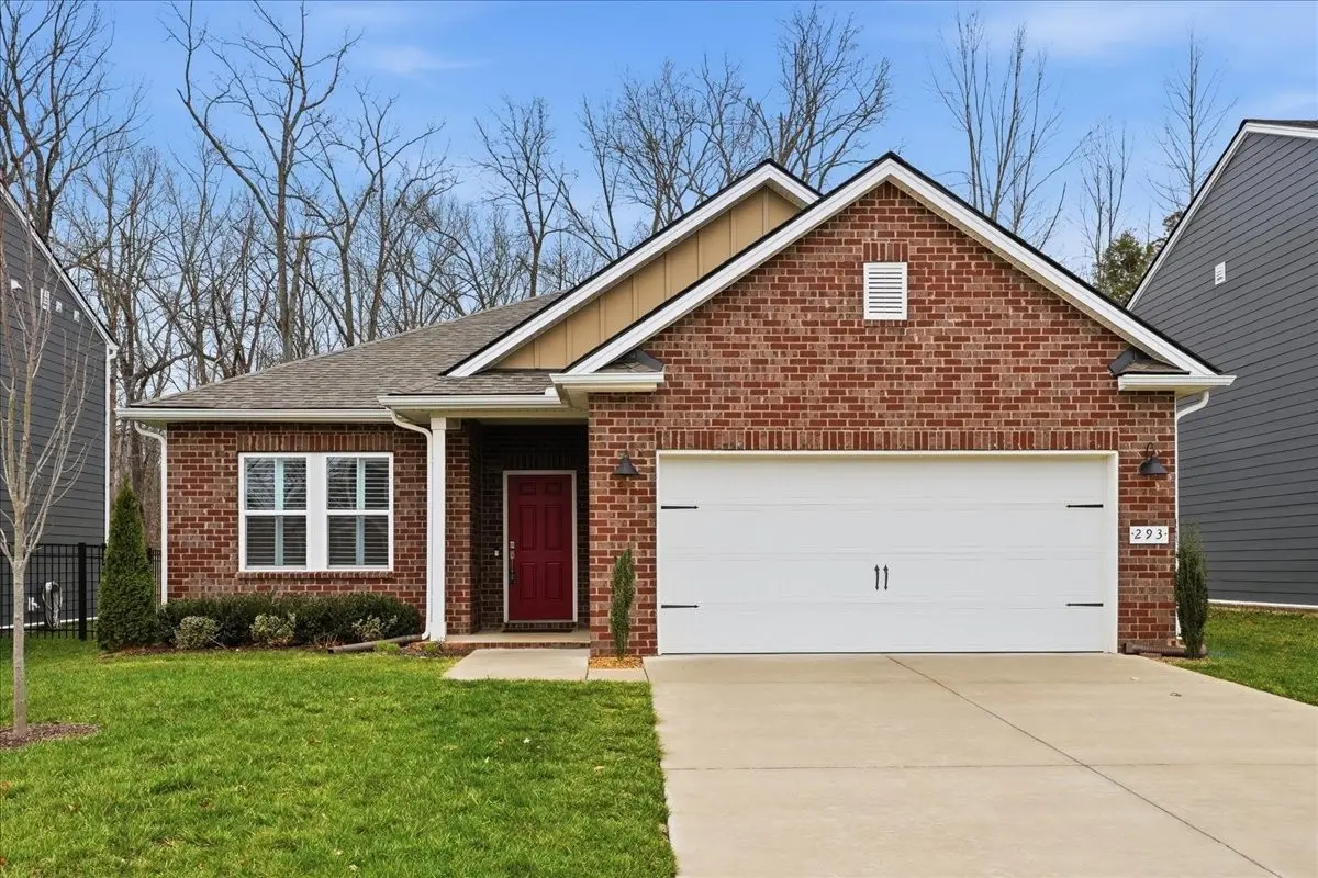 293 Brook Ave, White House, TN 37188