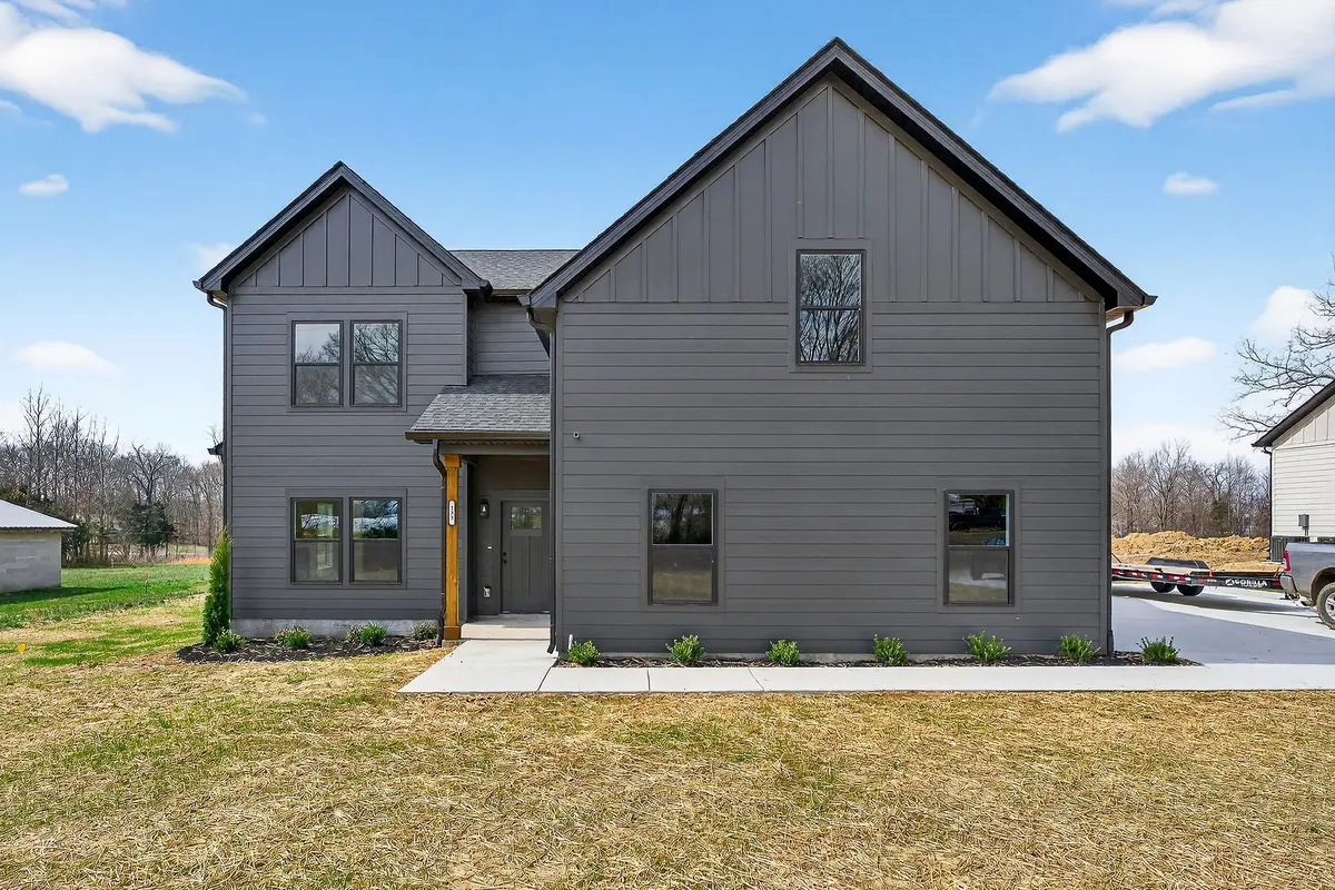 133 Cripps Ln, Smithville, TN 37166