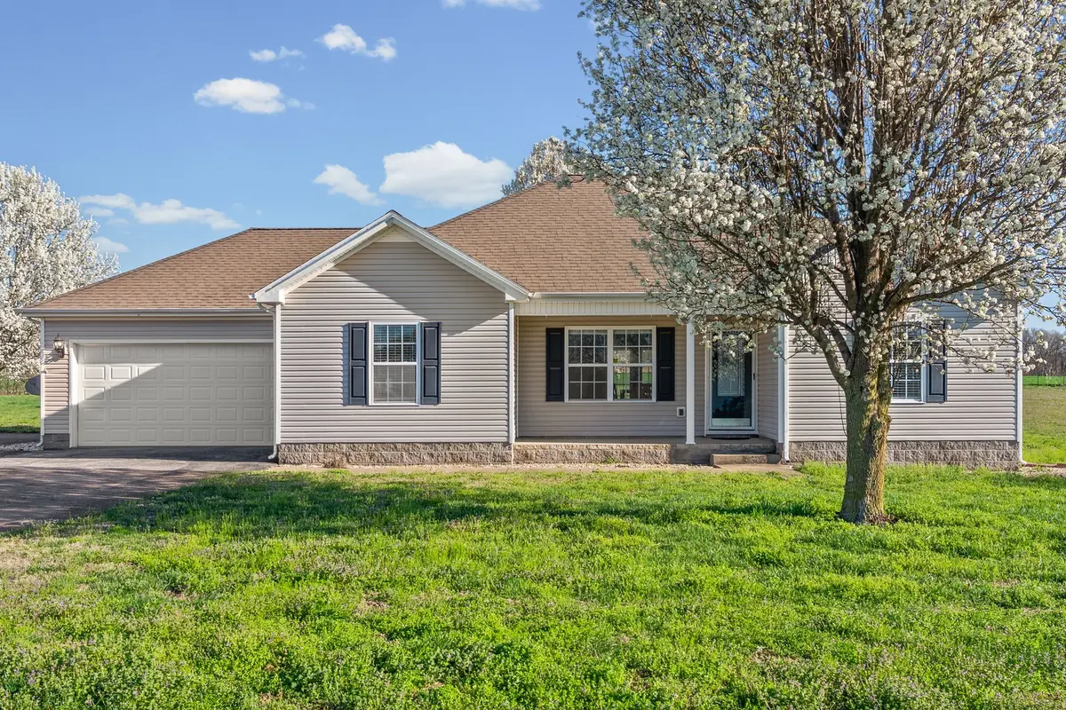 1940 Loop Ln, Gracey, KY 42232