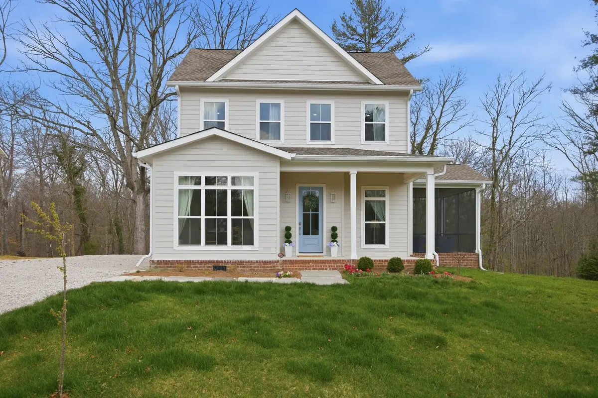 337 Alabama Ave, Sewanee, TN 37375