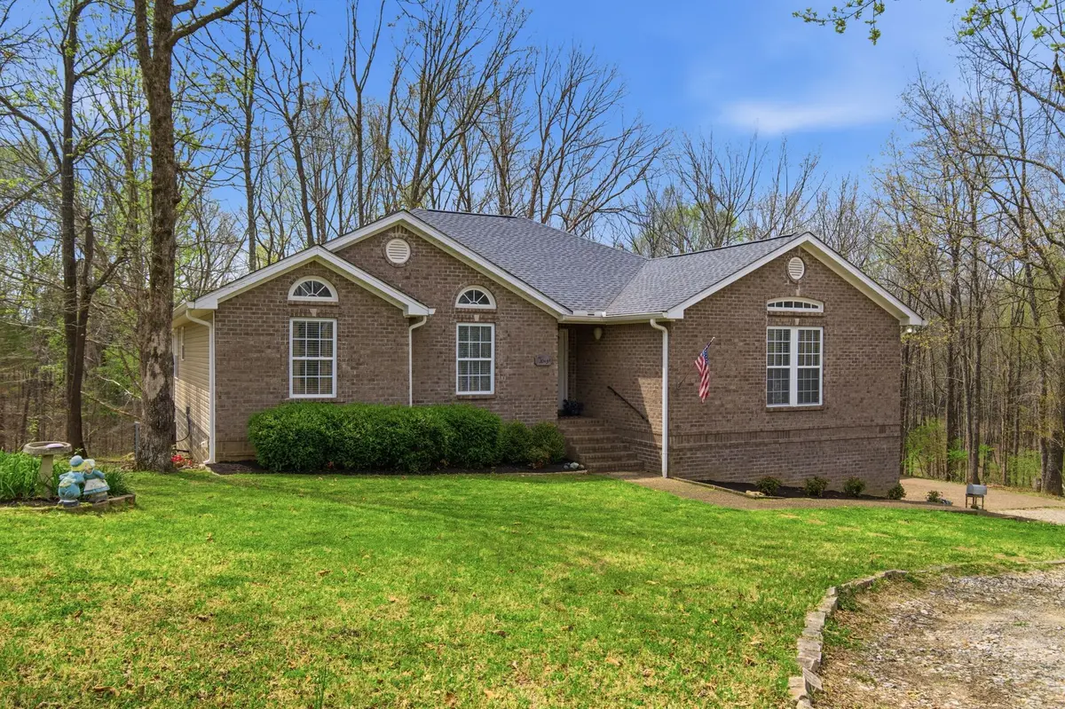 9207 Mockingbird Hills Ct, Bon Aqua, TN 37025