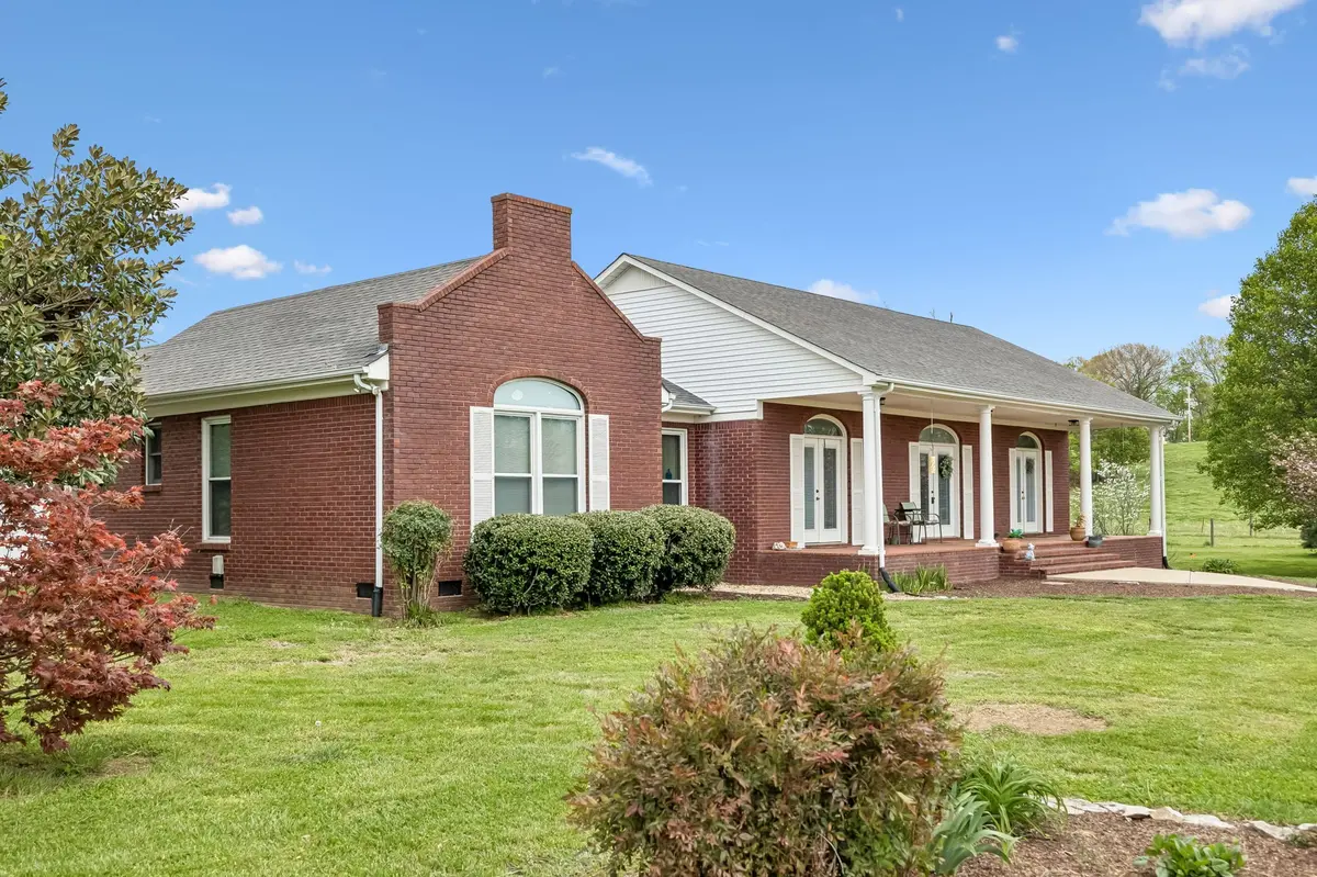 2914 Valley Creek Rd, Culleoka, TN 38451