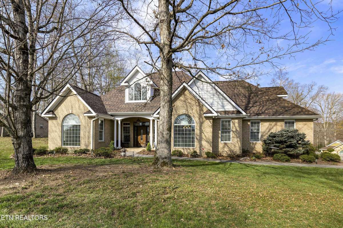 225 Alpine Drive, Clinton, TN 37716