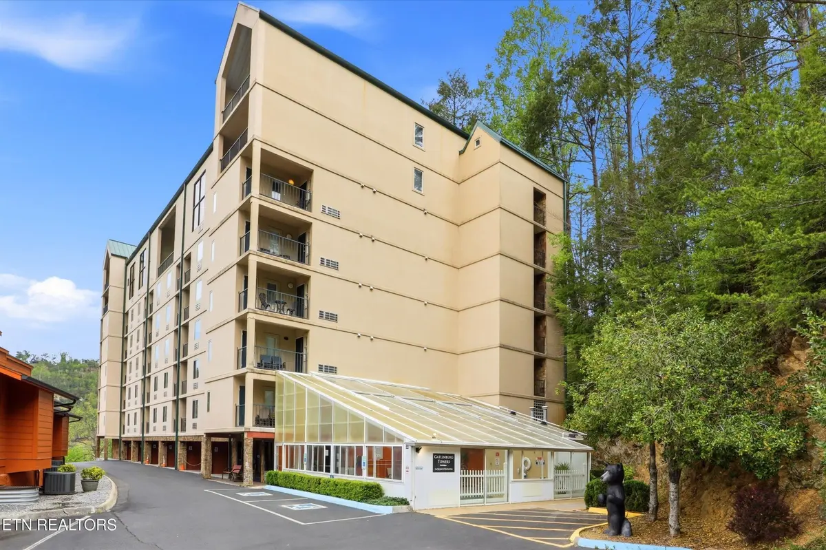 413 Baskins Creek Rd #606, Gatlinburg, TN 37738
