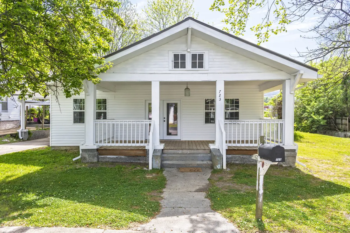 723 Washington Avenue, Etowah, TN 37331
