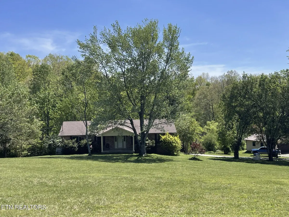 4315 Taylors Chapel Rd, Crossville, TN 38572