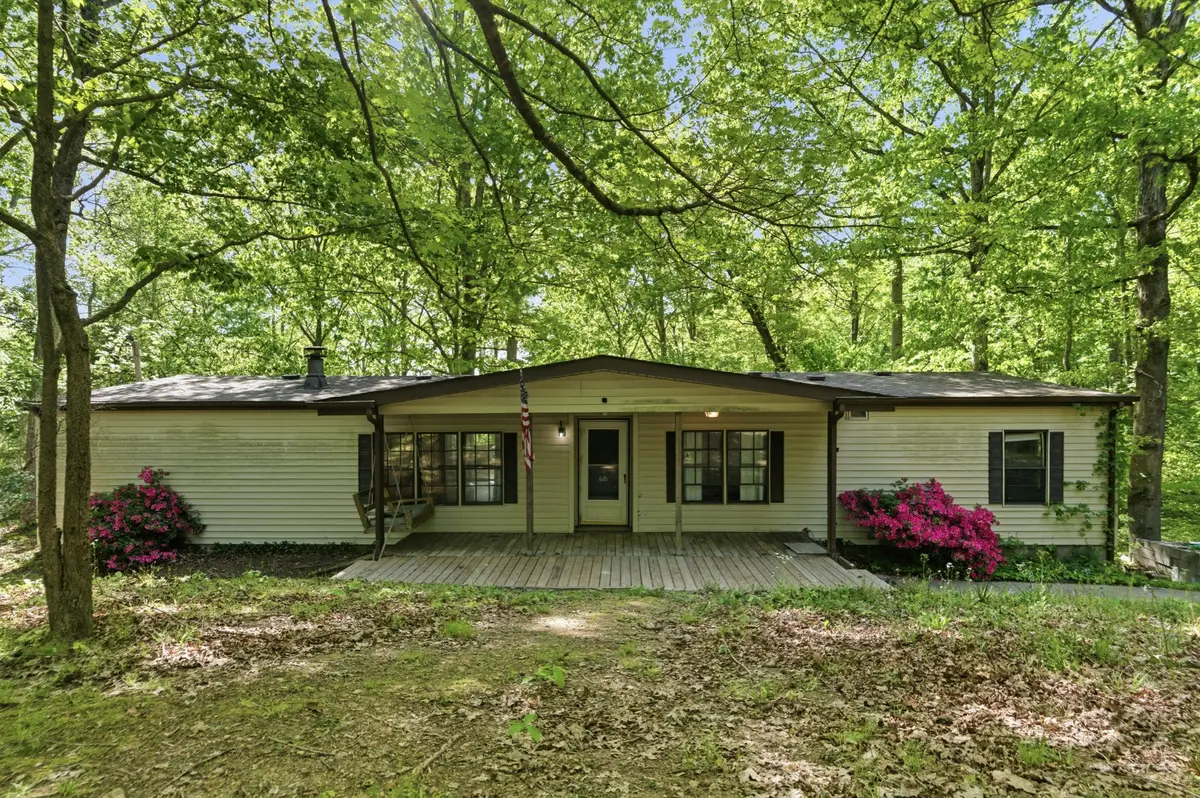 1020 Peery Cir, Kingston Springs, TN 37082