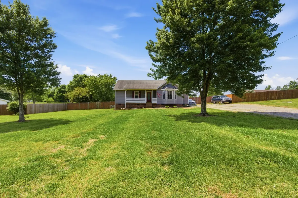 3945 Honeysuckle Way, Chapel Hill, TN 37034