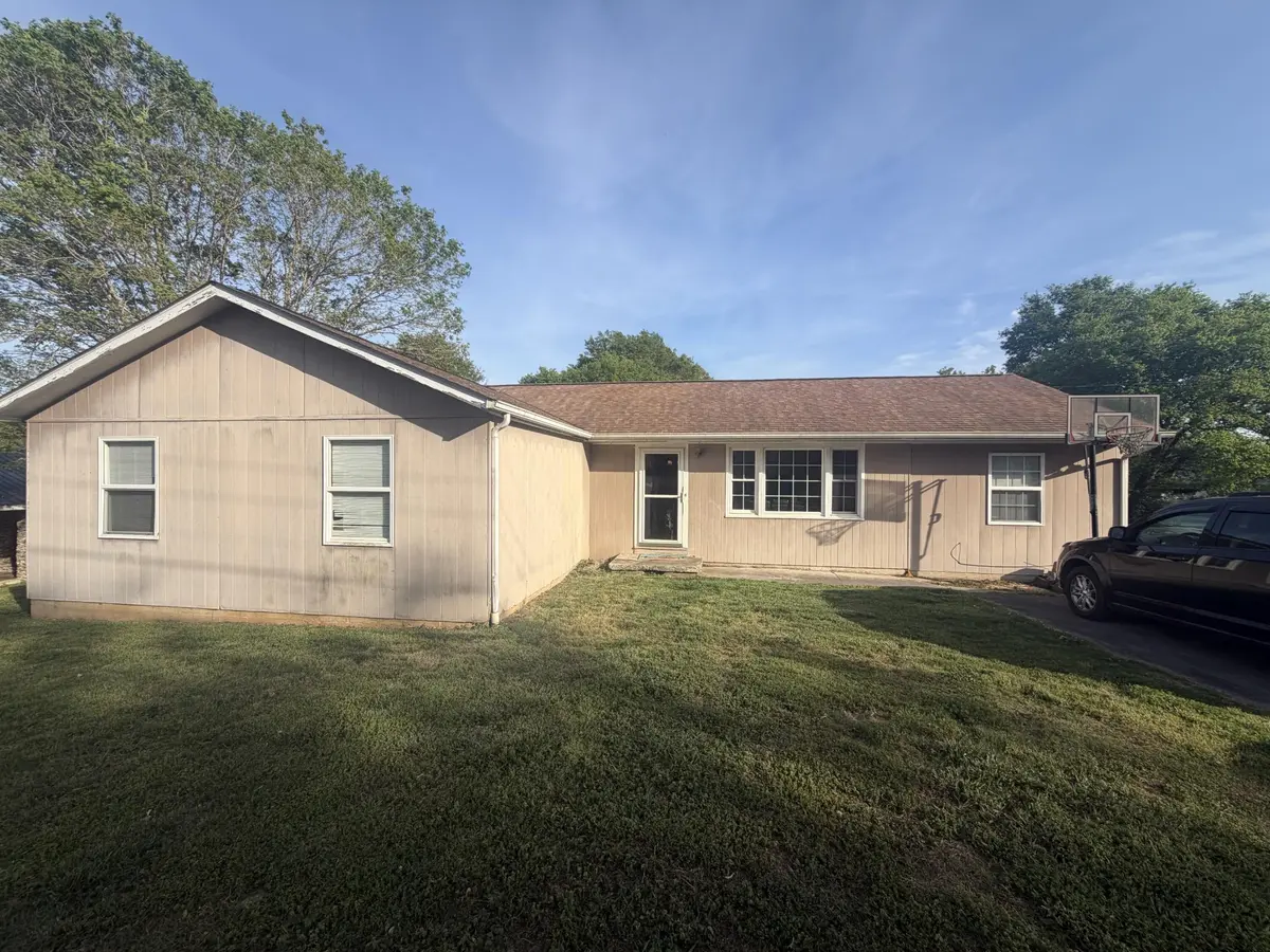 113 Sherwood Ave, Calhoun, TN 37309