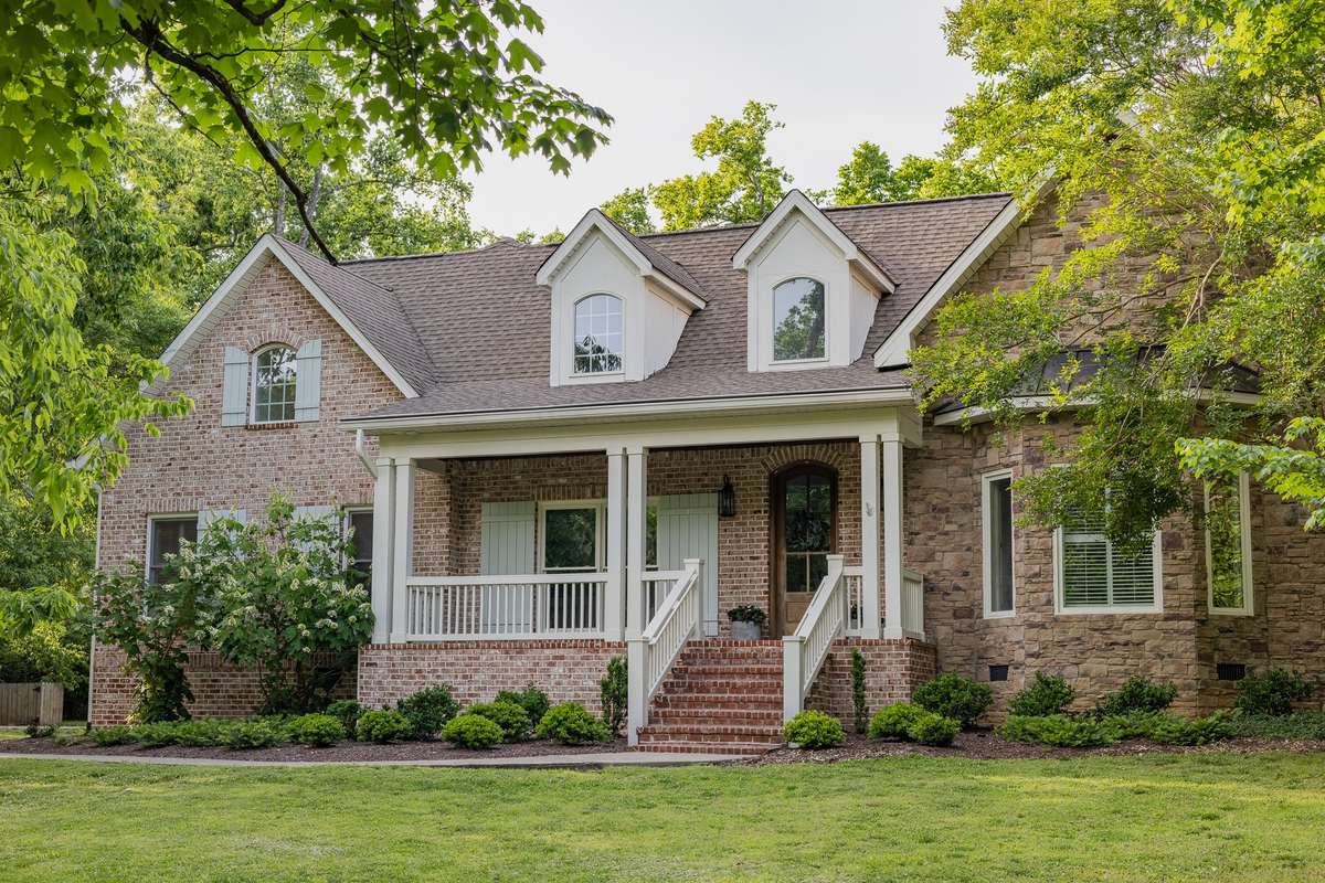 1000 Norfleet Dr, Nashville, TN 37220