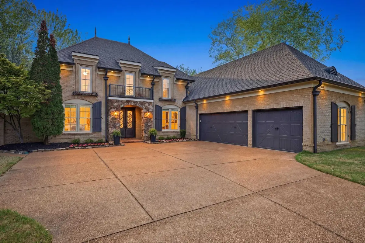 4231 BENOIT FALLS RD, Lakeland, TN 38002