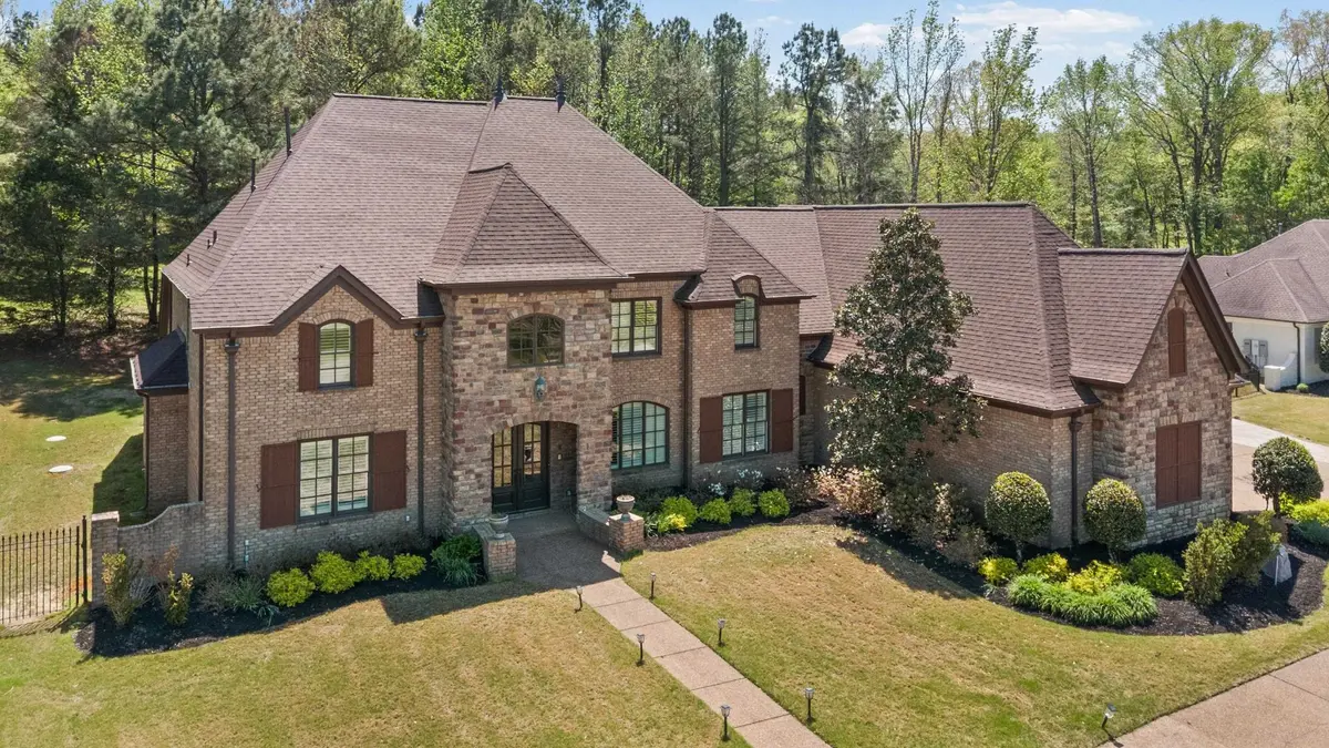 105 ASTON BROOK CV, Eads, TN 38028