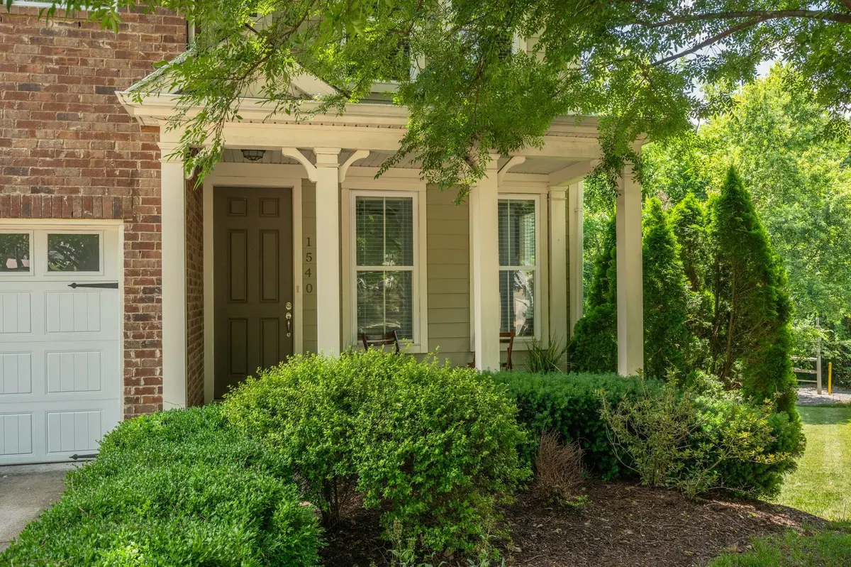 1540 Hampshire Pl, Thompsons Station, TN 37179
