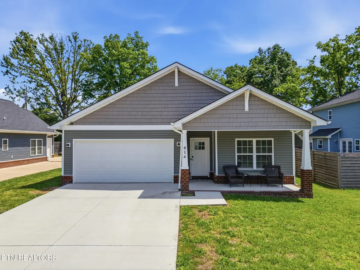814 Cherry St, Alcoa, TN 37701