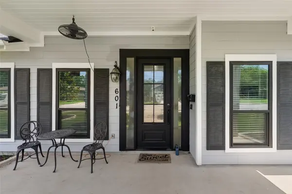 601 W 17th ST, Georgetown, TX 78626