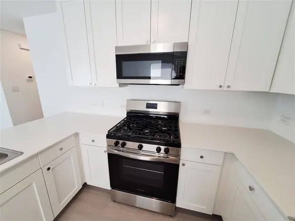 510 Firedance CT, Hutto, TX 78634