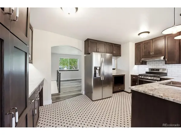 19066 W 59th, Golden, CO 80403