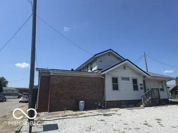 10 E Taylor ST, Shelbyville, IN 46176