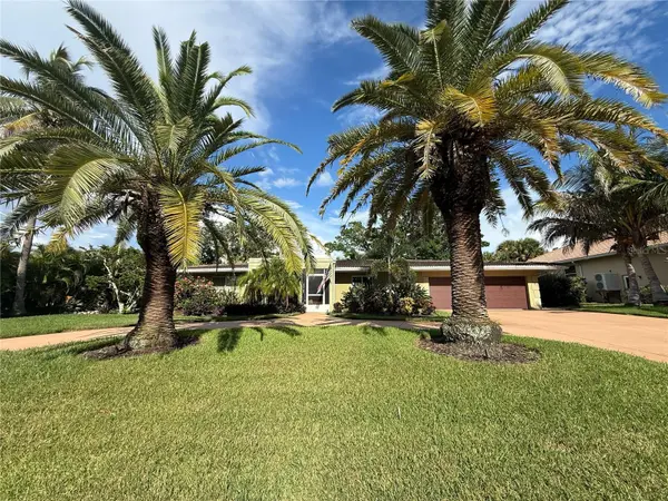 5541 CAPE AQUA DR, Sarasota, FL 34242
