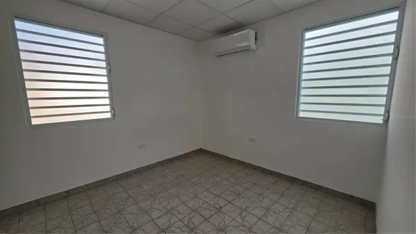 D-16 BORGONA ST URB VILLA CONTESSA #2, Bayamon, PR 00956
