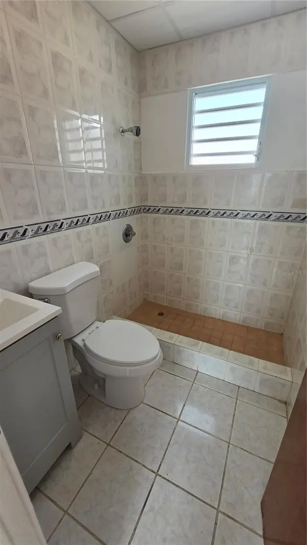 D-16 BORGONA ST URB VILLA CONTESSA #2, Bayamon, PR 00956
