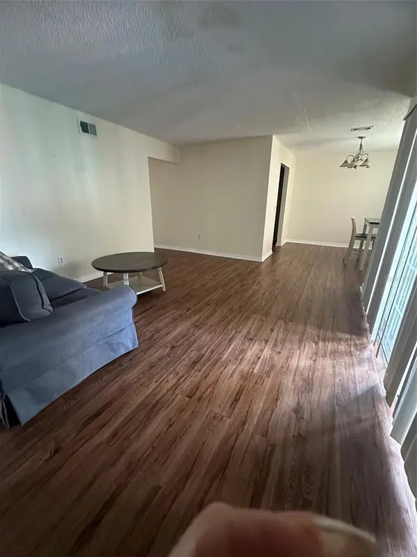 4007 VERSAILLES DR #4007F, Orlando, FL 32808