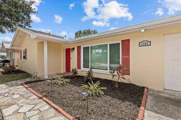 1707 HIBISCUS CIRCLE N, Oldsmar, FL, 34677 photo 10