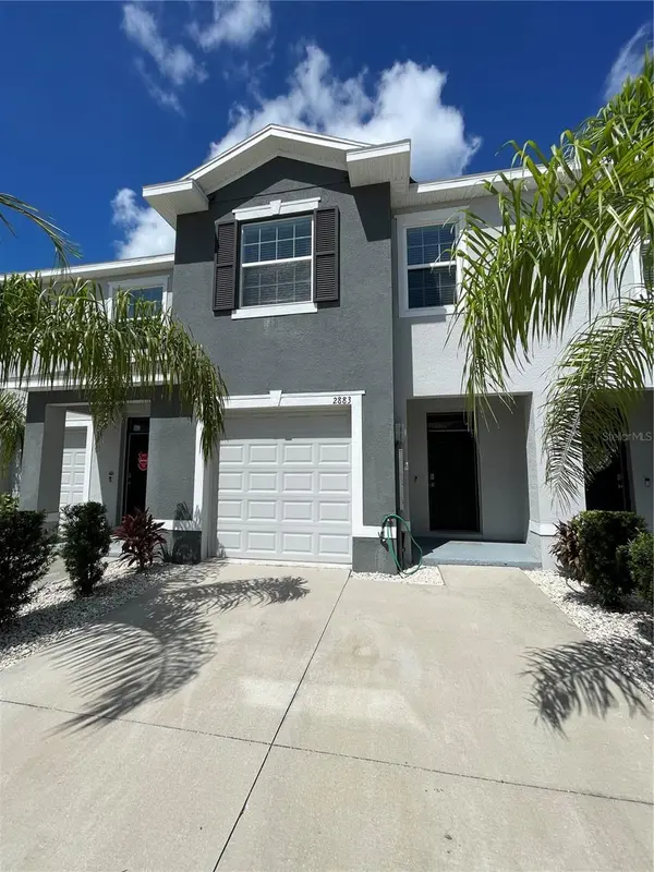 2883 PEONY PRAIRIE LN, Wesley Chapel, FL 33543