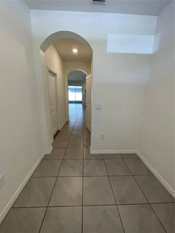 2883 PEONY PRAIRIE LN, Wesley Chapel, FL 33543