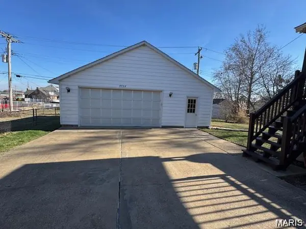 9012 Eden AVE, Affton, MO 63123