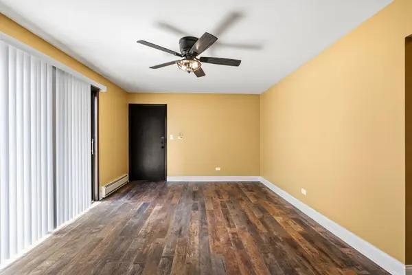 2128 N Harlem AVE #2E, Elmwood Park, IL 60707