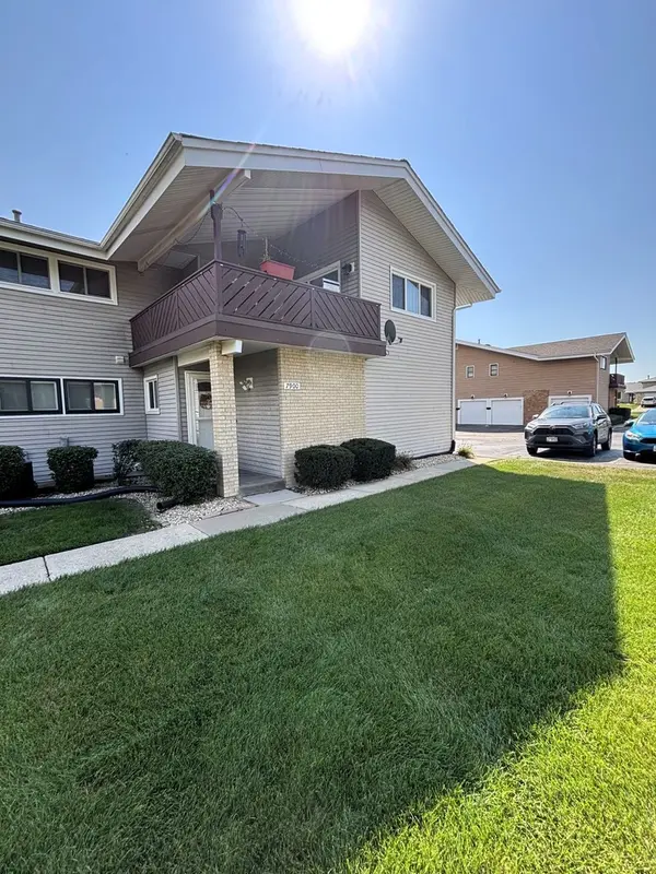 7900 164th CT #264, Tinley Park, IL 60477