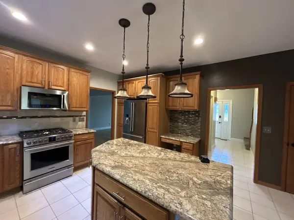 2601 W Windflower CT, Peoria, IL 61615