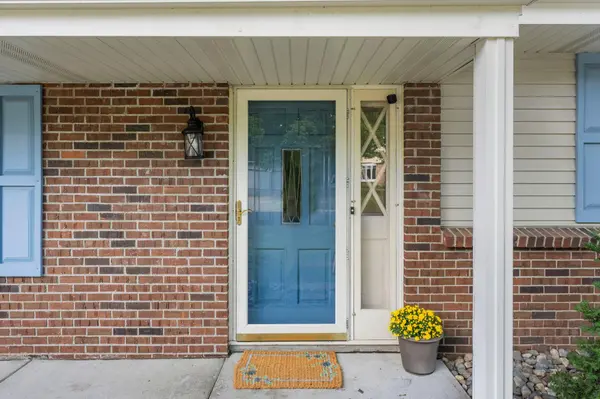 7181 Steepleview RD, Woodbury, MN 55125