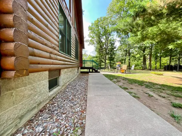 2225 Riverdale RD, Mora, MN 55051
