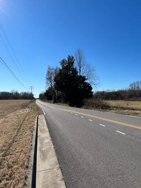 4492 Old Salem Rd, Rockvale, TN 37153