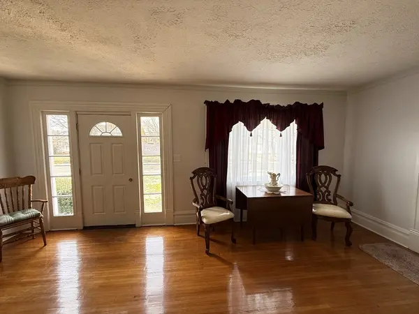 2204 S Virginia St, Hopkinsville, KY 42240