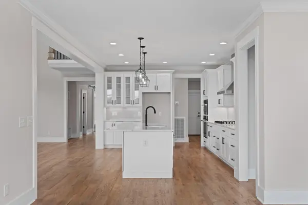 614 Lakeshore Cove Drive, Fort Oglethorpe, GA 30742