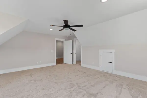 614 Lakeshore Cove Drive, Fort Oglethorpe, GA 30742