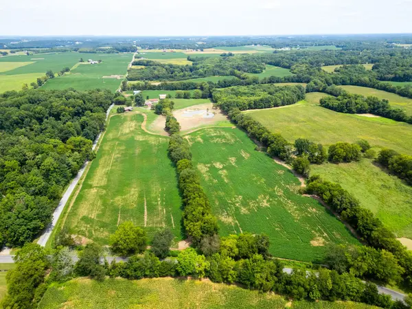 5016 Caney Sink Rd, Adams, TN 37010